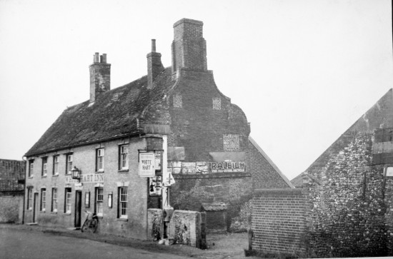 Old photograph of the White Hart public house